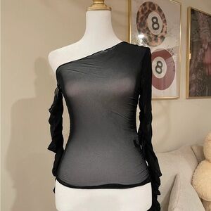 Elegant Black One-Shoulder Women's Top